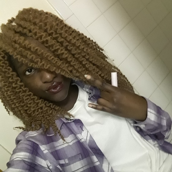 Meet your Posher, Sydney - Picture 1 of 3